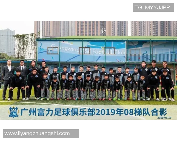 贵阳足球小球星崭露头角展现潜力助力足球发展潜能无限